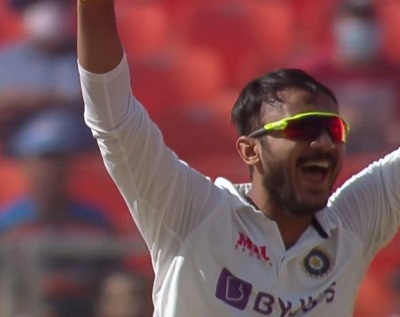 Akshar Patel wickets Test Match