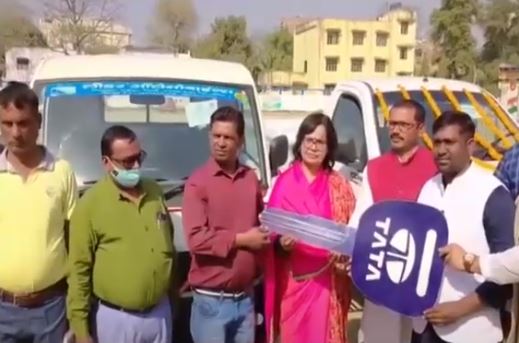 Bihar minister Mukesh Sahni sends his brother for a government event as his proxy