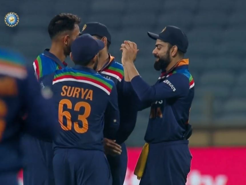 India Vs England 2021 India won first ODI Match against England Debutantes Krunal Pandya & Prasidh Krishna Shines