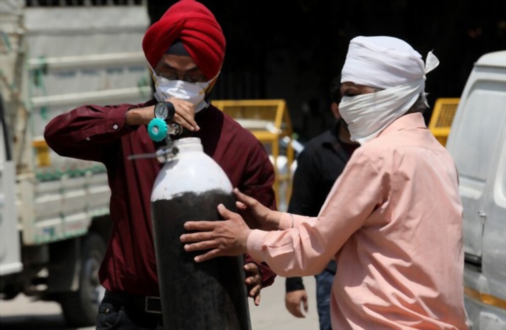 16 Tonnes Oxygen will Reach Delhi 5 AM Tomorrow From Raigad