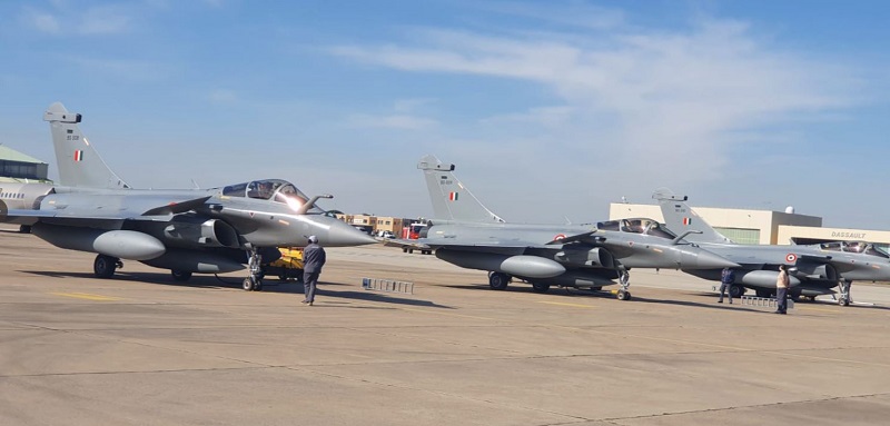 3 More Rafales Jets Joined Indian Air Force After Mid-Air Refuelling By UAE