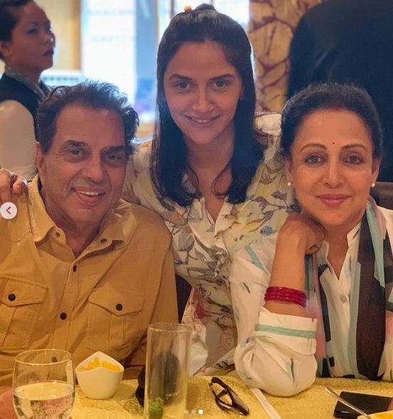 Ahana Deol is the daughter of Hema Malini and Dharmendra