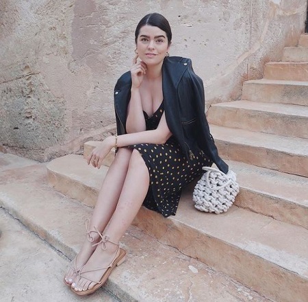 Anna Edit Instagram account has over 477,000 followers as of April 2021