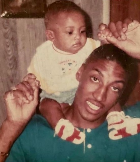 Antron Pippen picture as a baby with his father Scottie Pippen
