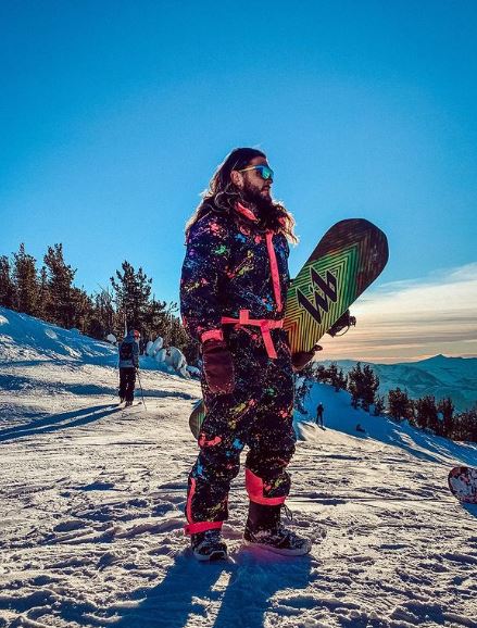 Brock Davies likes snowboarding