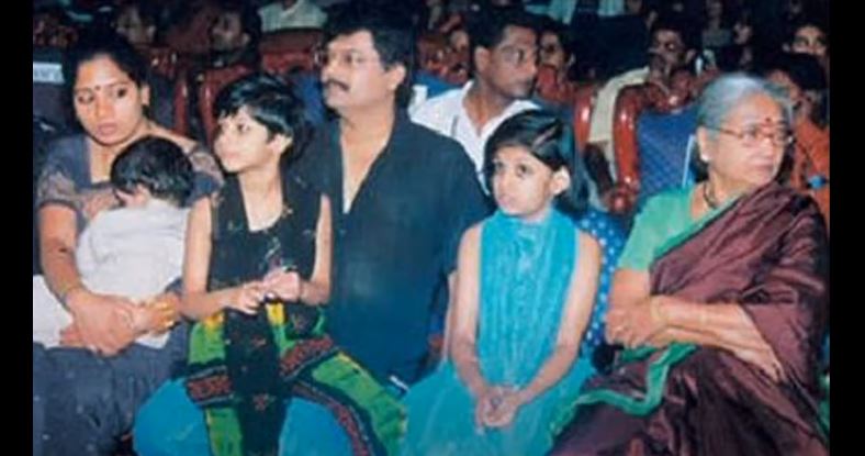 Childhood image of Prasanna Kumar with his family