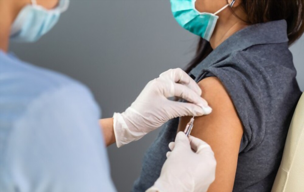 India Vaccine Shortage Vaccine & Oxygen Shortage Becomes Grave Concern