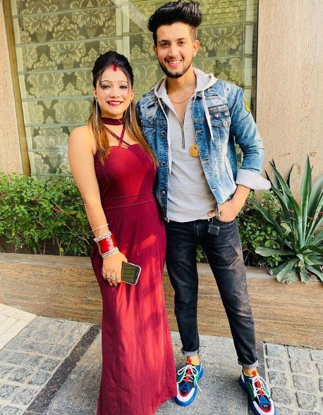 Khushi Punjaban with her husband Vivek Choudhary