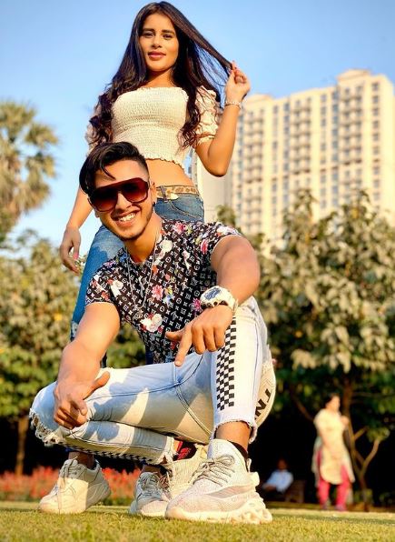 Mokshita Raaghav with Sohail