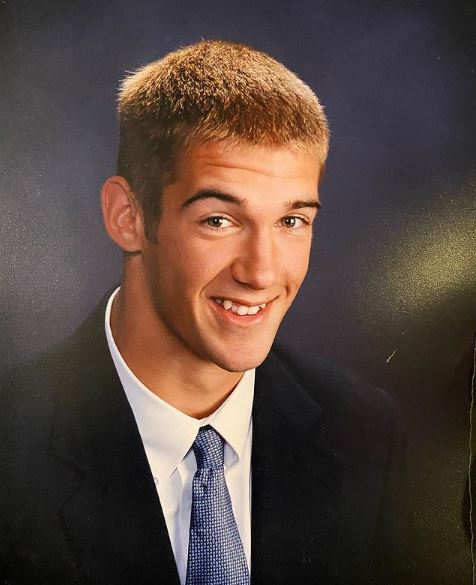 Picture of Lewis Howes college days.