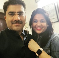 Rohit Sardana Spouse Pramila Dixit