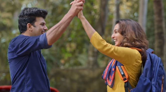 Sunny Wayne and Manju Warrier in Chathur Mukham (2021)