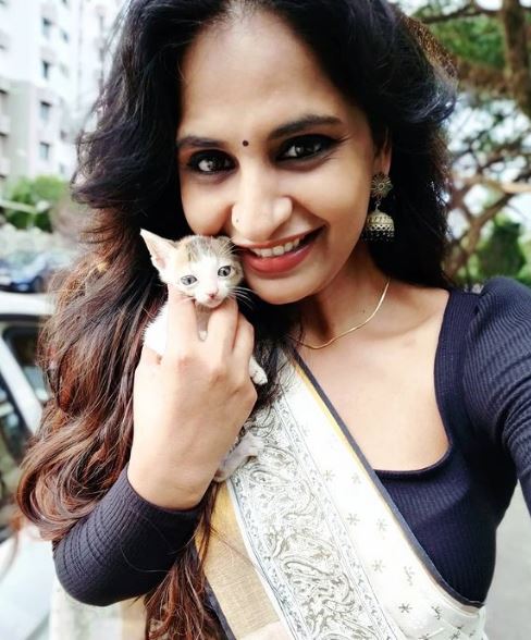 Thinkal Bhal is a cat lover
