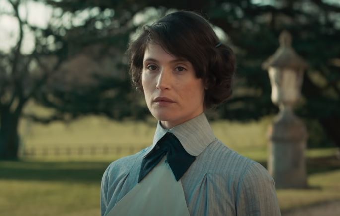 Actress Gemma Arterton as Polly