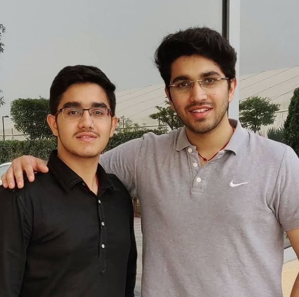Aman Dhattarwal with his younger brother Tanishq Dhattarwal
