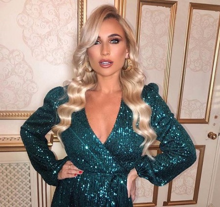 Billie Faiers Biography