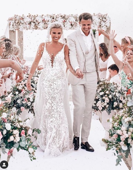 Billie Faiers and her husband Greg Shepherd during their wedding day