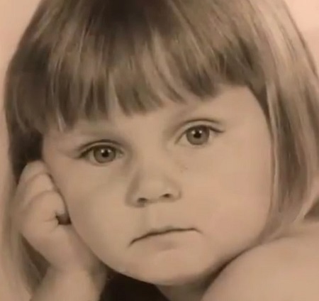 Billie Faiers childhood picture