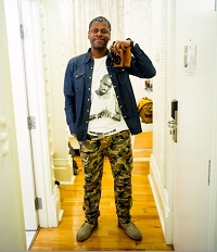 Chi Modu's height is 5 feet 8 inches
