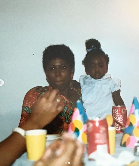 Childhood image of Natalie Franklin with her mother