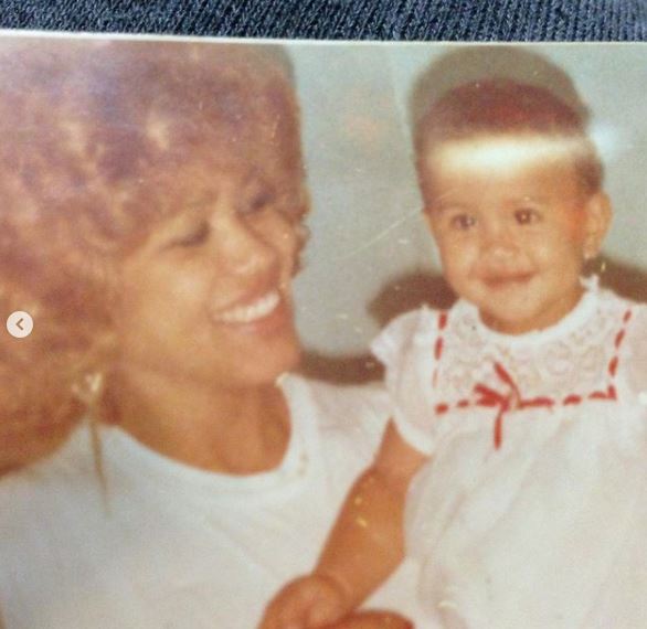 Childhood image of Rosa Acosta with her mother