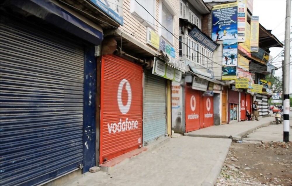 Corona Curfew Extended In Srinagar, Lockdown In 4 Jammu & Kashmir District