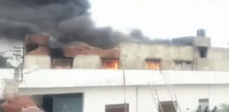 Fire Breaks Out At Battery Manufacturing Factory in Hathras