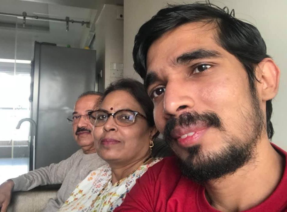 Jatin Tamboli with his father Digambar Tamboli and mother Pramila Bodkhe Tamboli