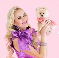Kameron Westcott with her pet