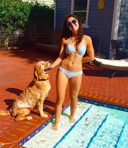 Kat Stickler has a pet dog