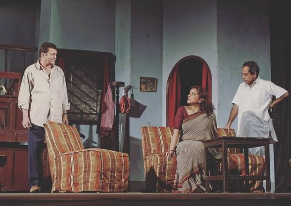 Kheyali Dastidar performing a theatre