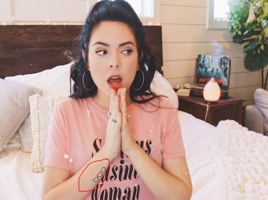 Nikki Phillippi tattoos