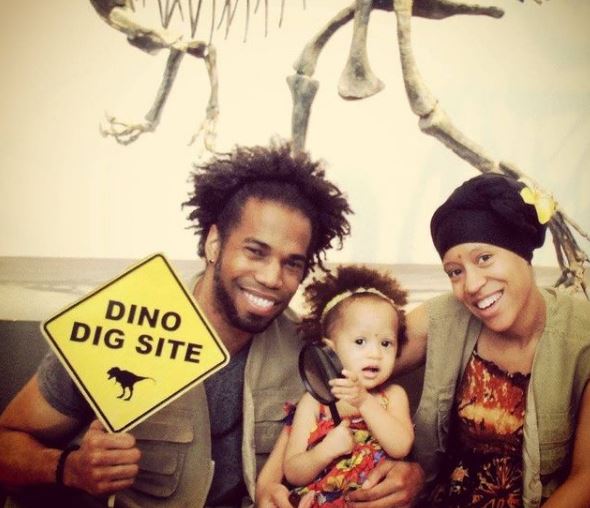 Old picture of Dimitri Snowden with his wife Ashley Snowden and daughter