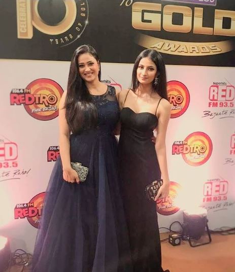 Palak Tiwari with her mother Shweta Tiwari at Gold Awards