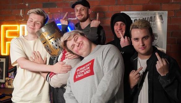 Pyrocynical with his friends
