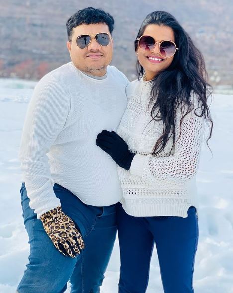 Sashi Vangapalli with her husband