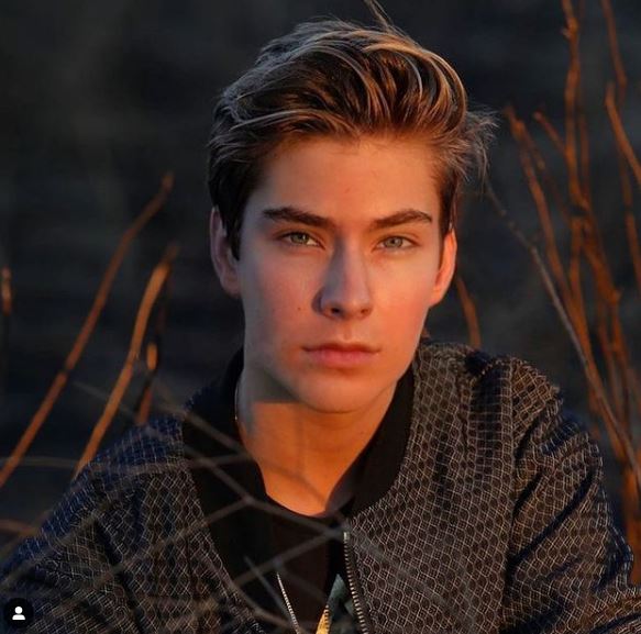 Sawyer Sharbino bio