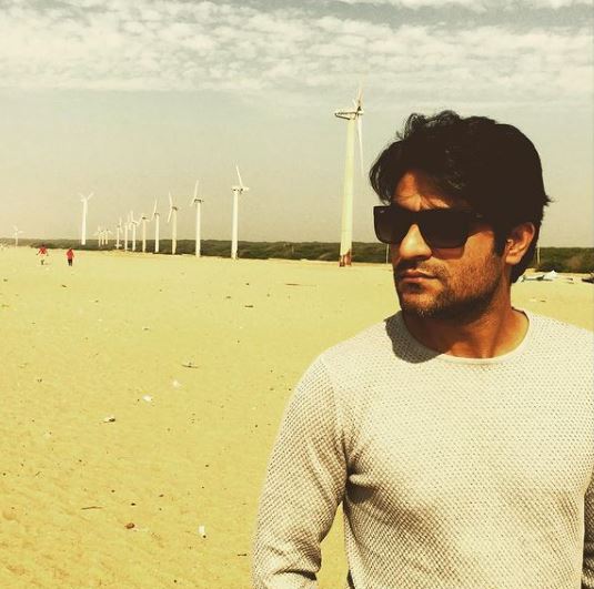 Sunny Hinduja's old picture