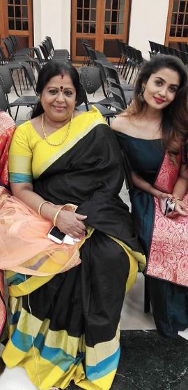 Teju Ashwini with her mother