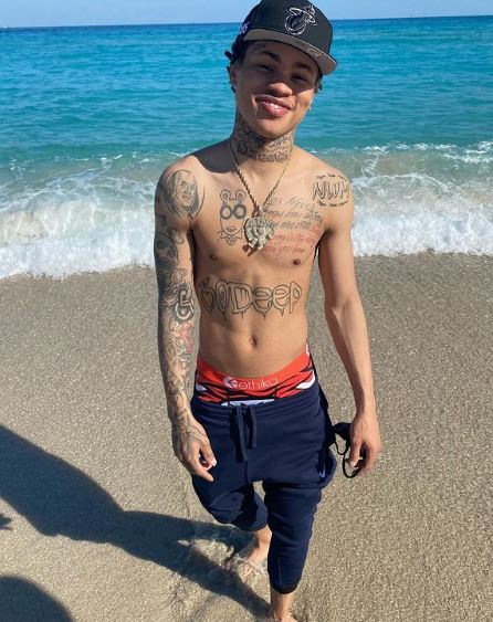 30 Deep Grimeyy goes to Beach side