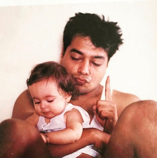 Aaliyah Kashyap newborn picture with her dad Anurag Kashyap