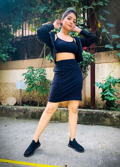 Akshita Mudgal height