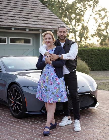 Alex Costa with his mother Onélia Lopes McNamara