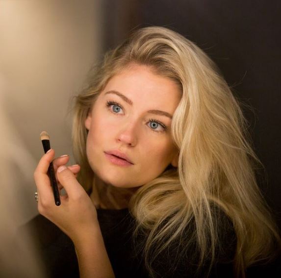 Alicia Agneson facts