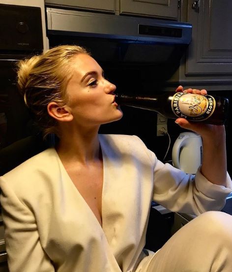 Alicia Agneson often drinks at parties