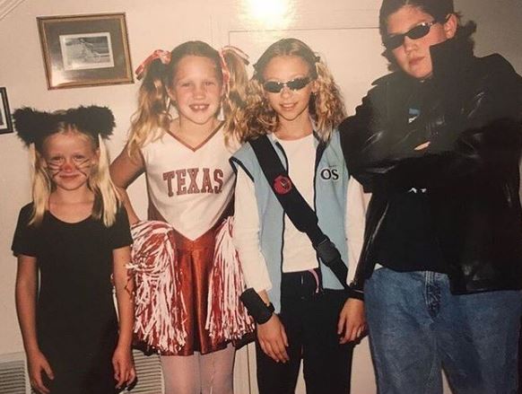 An old photo of Hope Lauren and her siblings