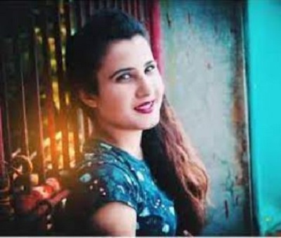 Anmol Khan was born on September 29, 1995