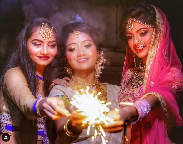 Anushri Mane enjoys Diwali