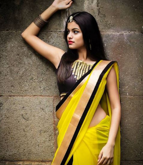 Anushri Mane looks pretty in saree
