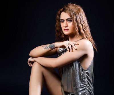 Aradhana Sharma has tattoo on her wrist
